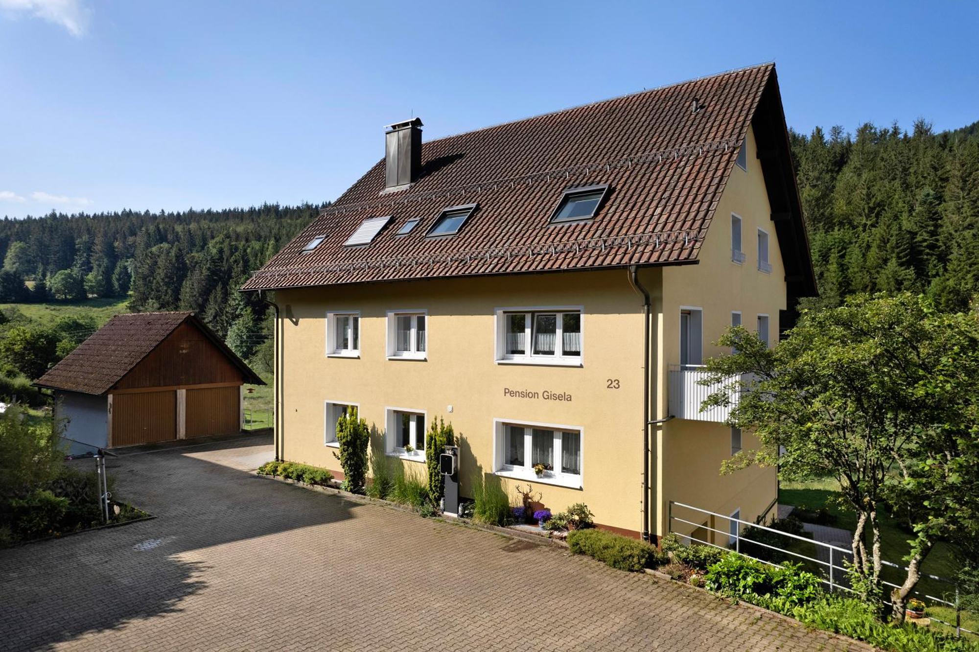 Апартаменты Haus Gisela Форбаш Экстерьер фото