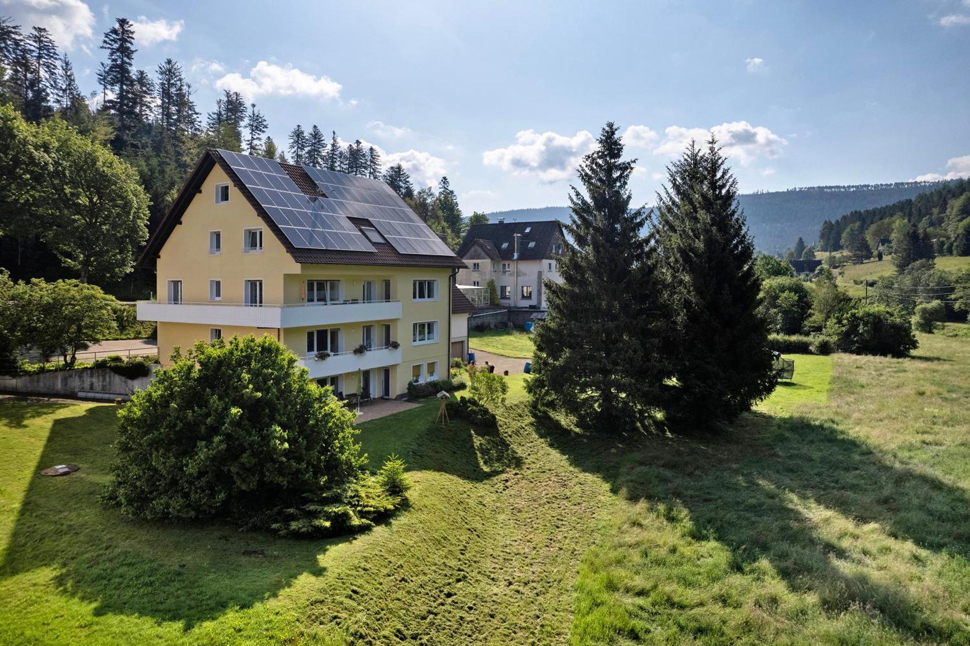 Апартаменты Haus Gisela Форбаш Экстерьер фото